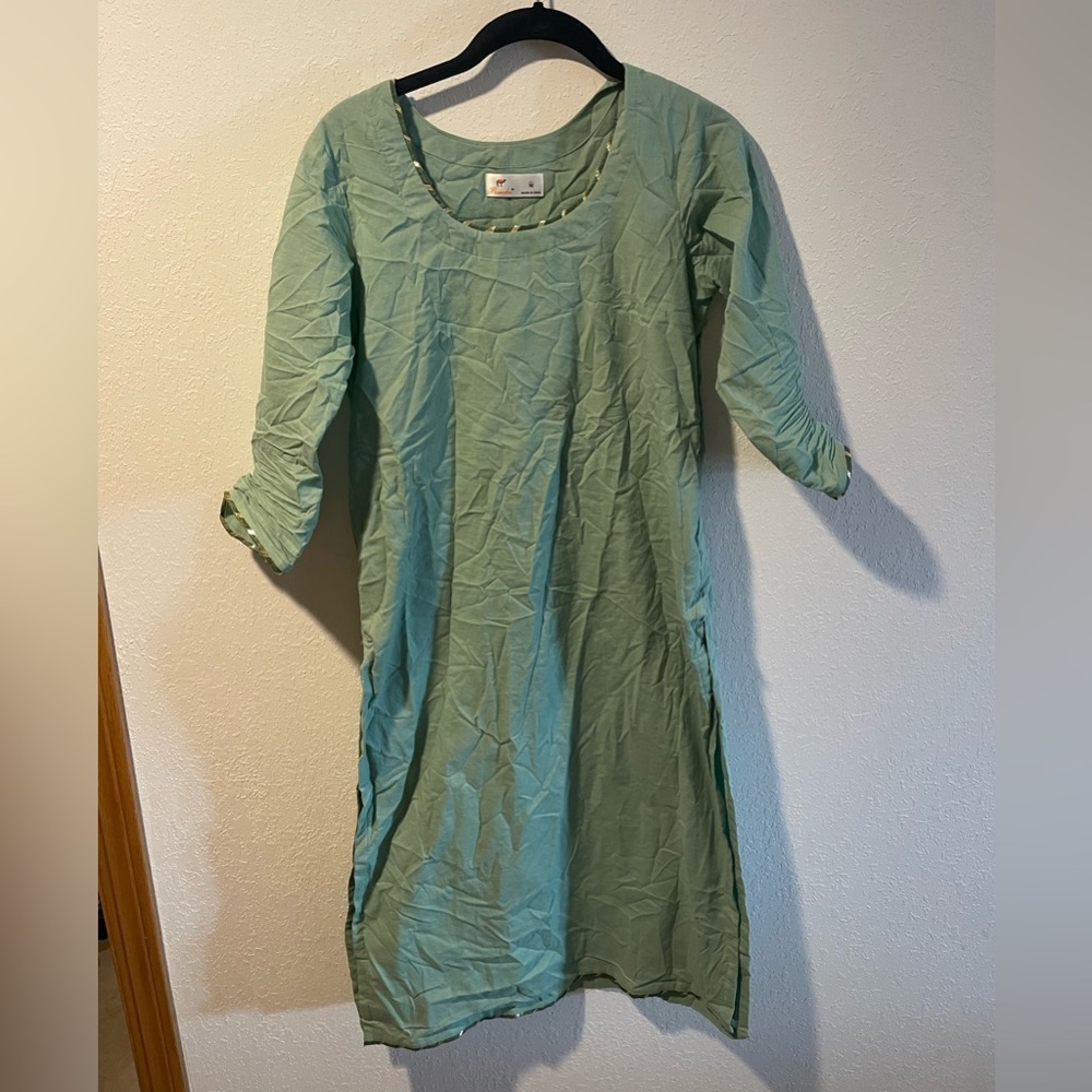 Green Kurta with Shawl and Pants